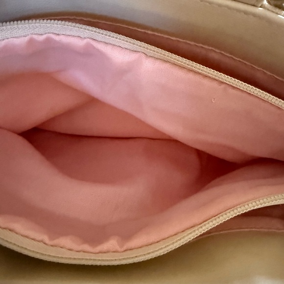 Bueno Embroidered Canvas Tropical Flamingo Silver Metal Top Handle Tote Purse - Picture 7 of 8